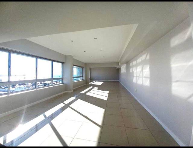 4 BEDROOM APARTMENT RENTED IN SUMMERSTRAND